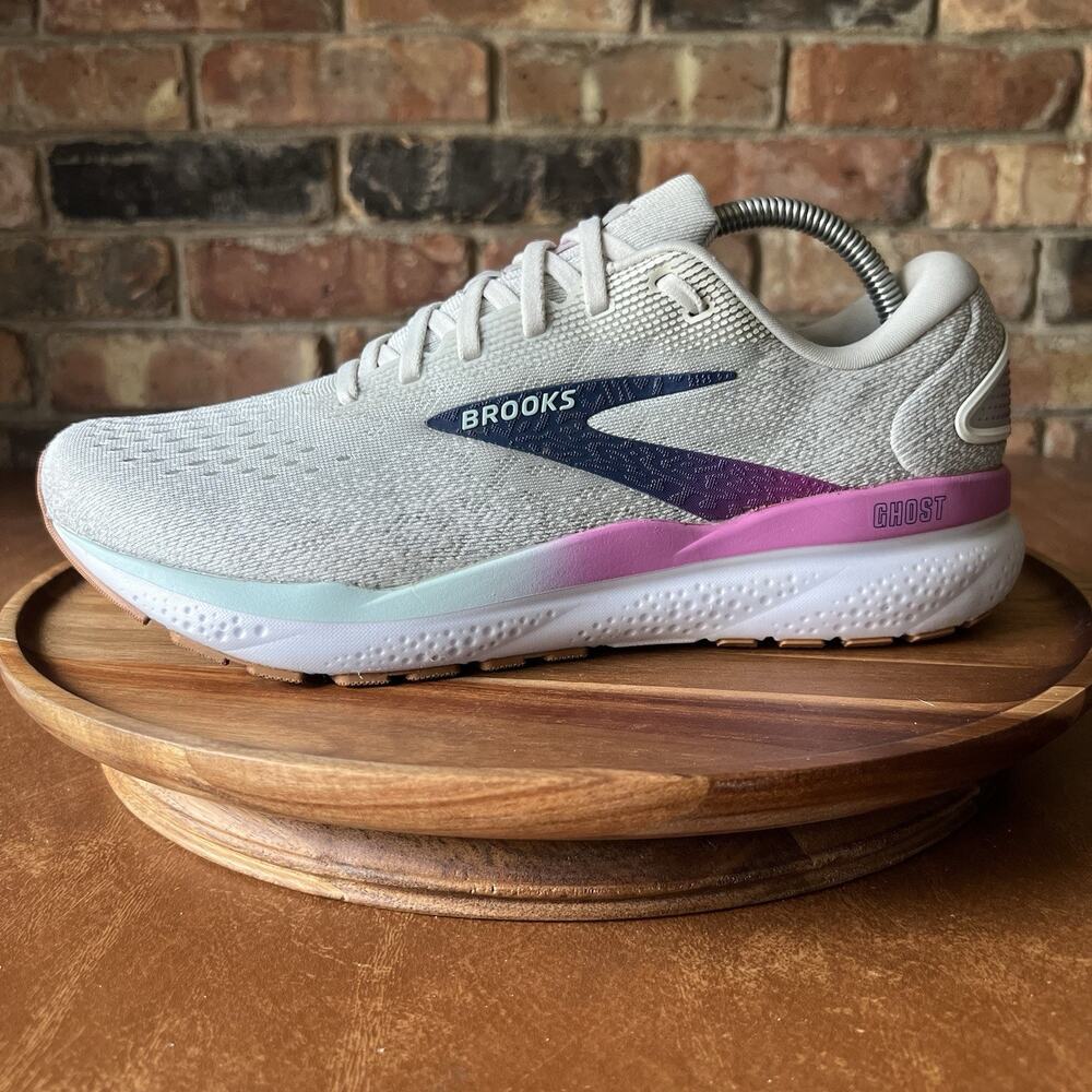 Brooks Ghost 16 Womens 11 Gray Pink Neutral Cushioned Running Shoes Sneakers